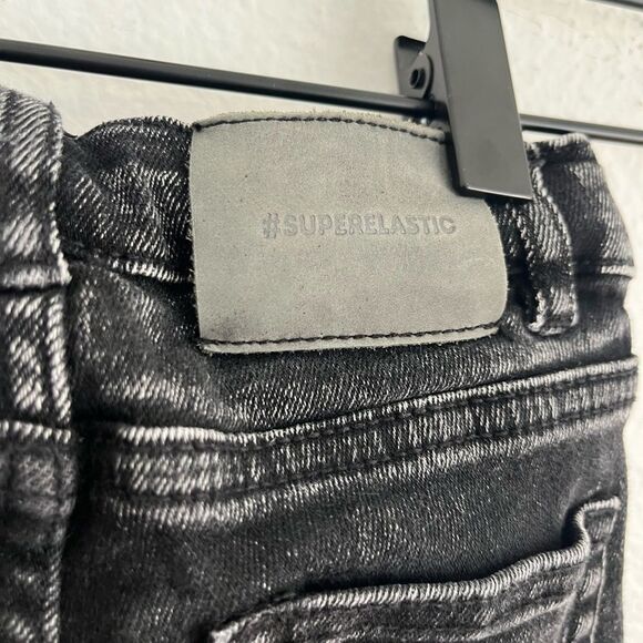 Zara kids Black Jeans, size 6, raw‎ hem - Picture 6 of 7